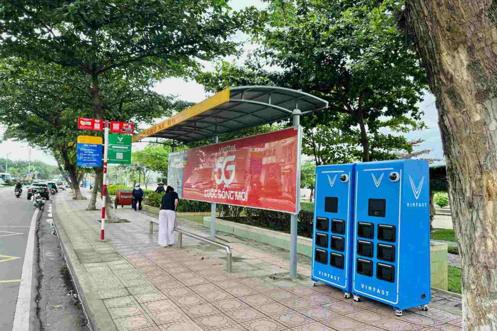 Tủ đổi pin xe máy điện VinFast