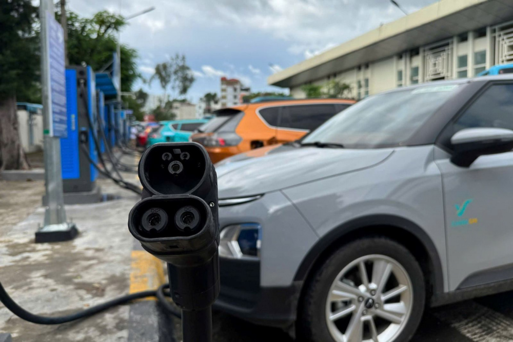 Mô hình trạm sạc bến xe