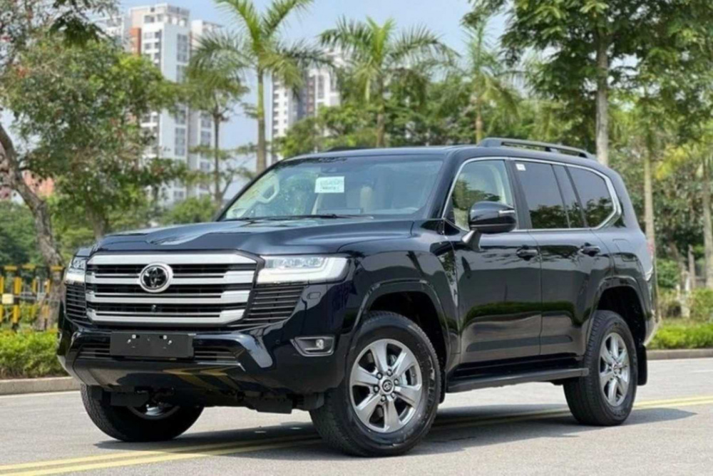 Triệu hồi xe Land Cruiser
