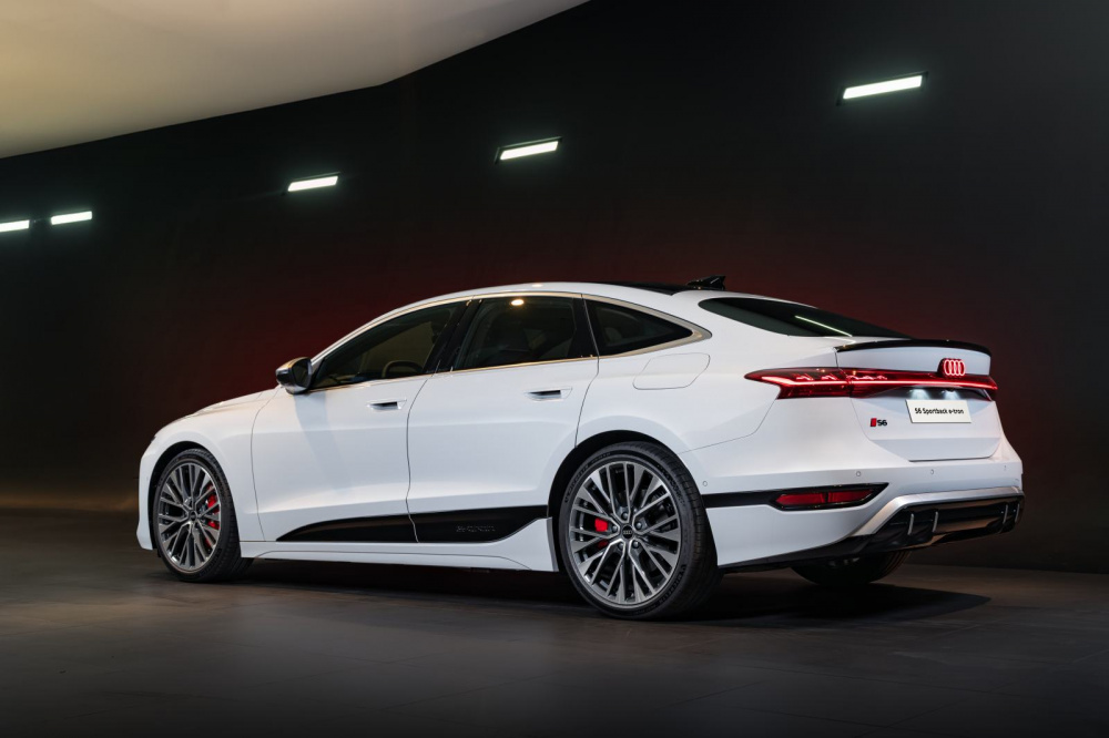 Audi S6