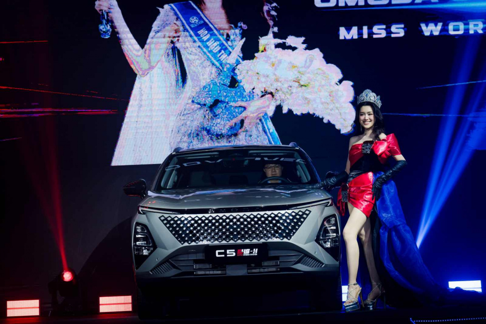 Omoda C5 SHS-H