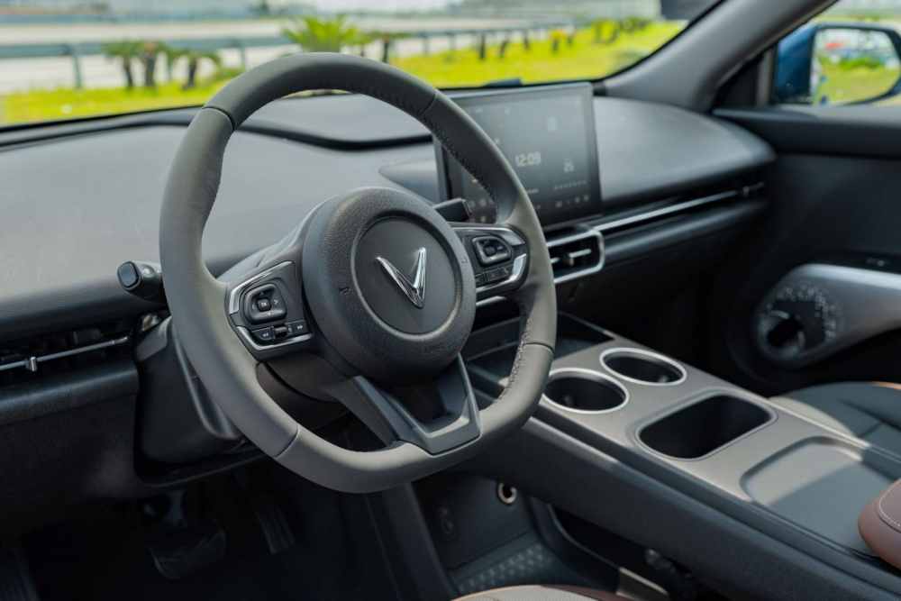 VinFast VF MPV 7