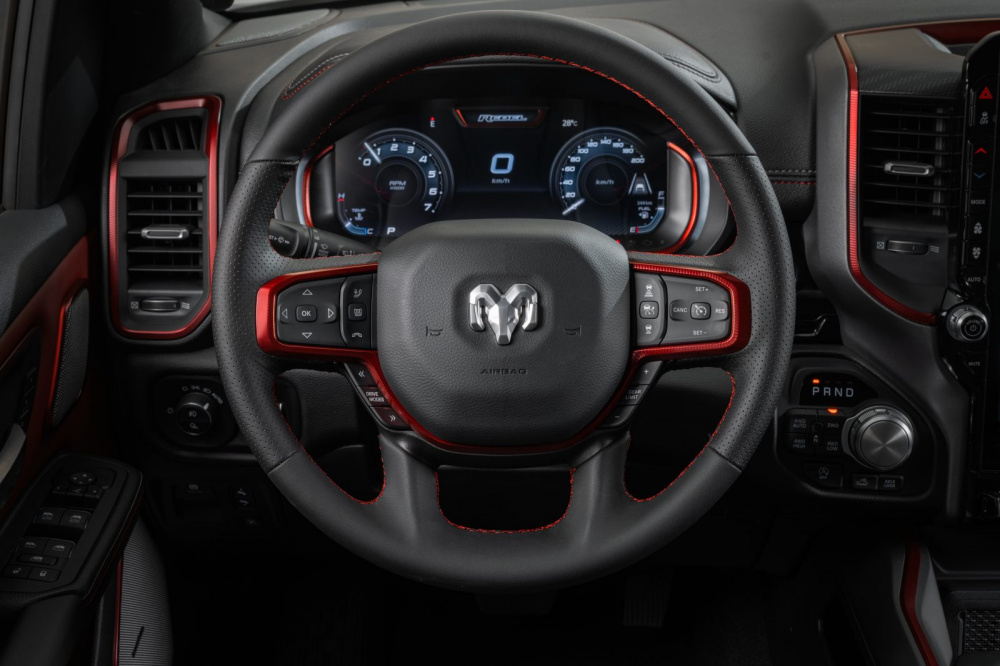 Nội thất Ram 1500 Rebel