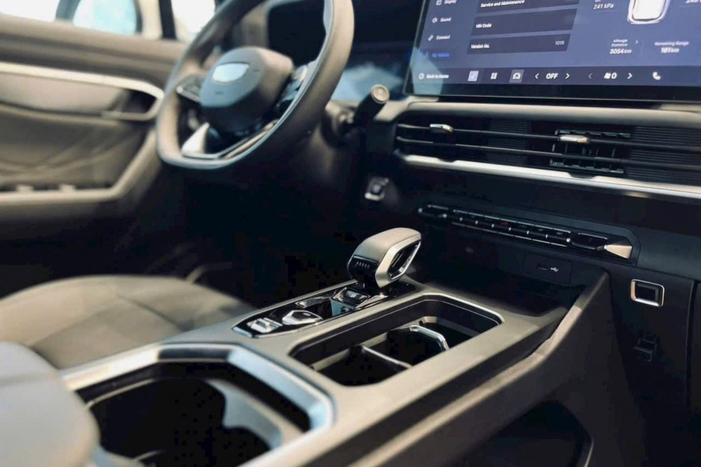 Nội thất Geely Okavango