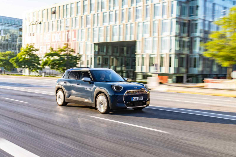 MINI Aceman