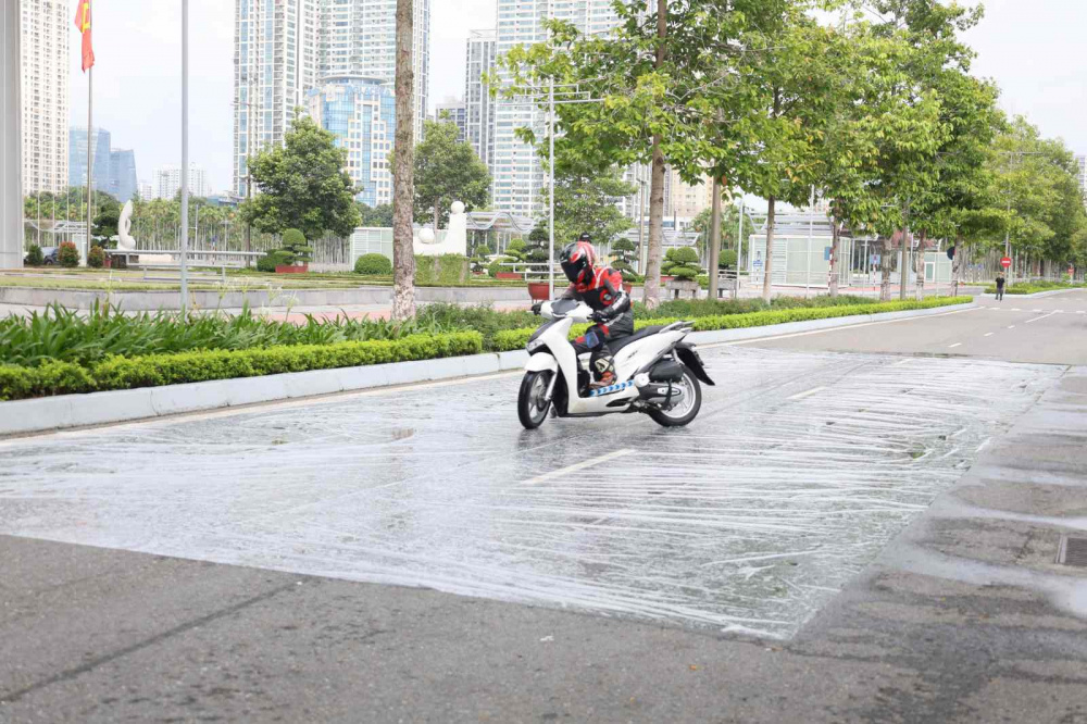 Xe không trang bị hệ thống ABS