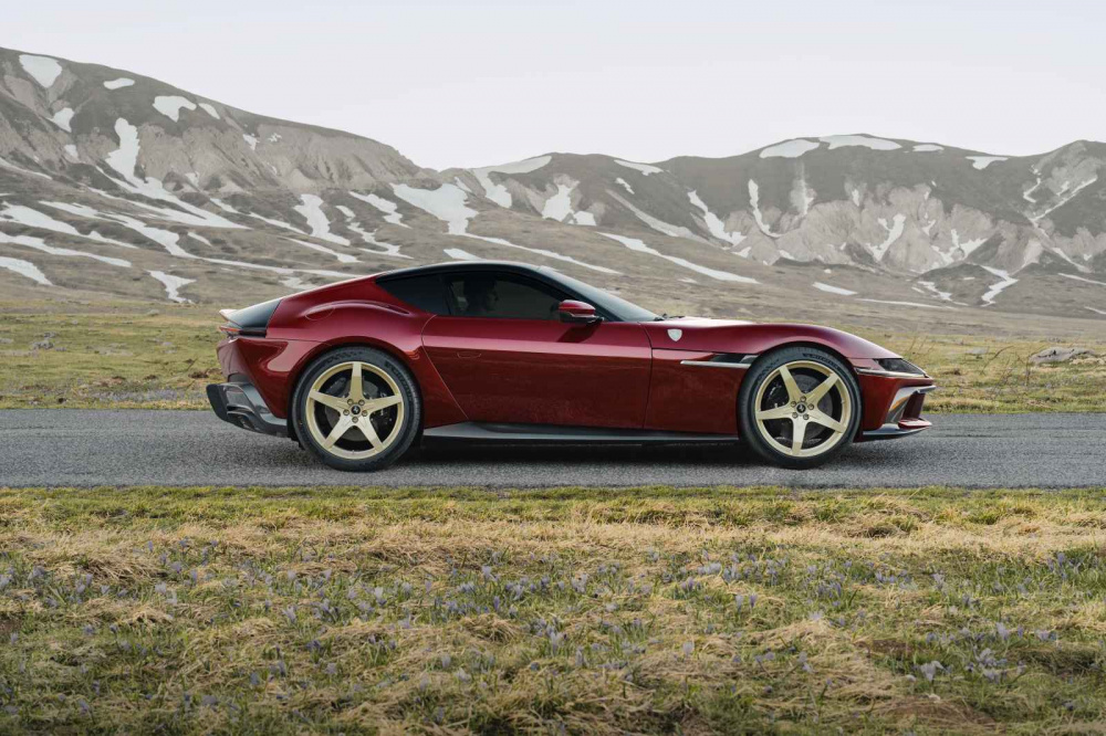 Ferrari mới
