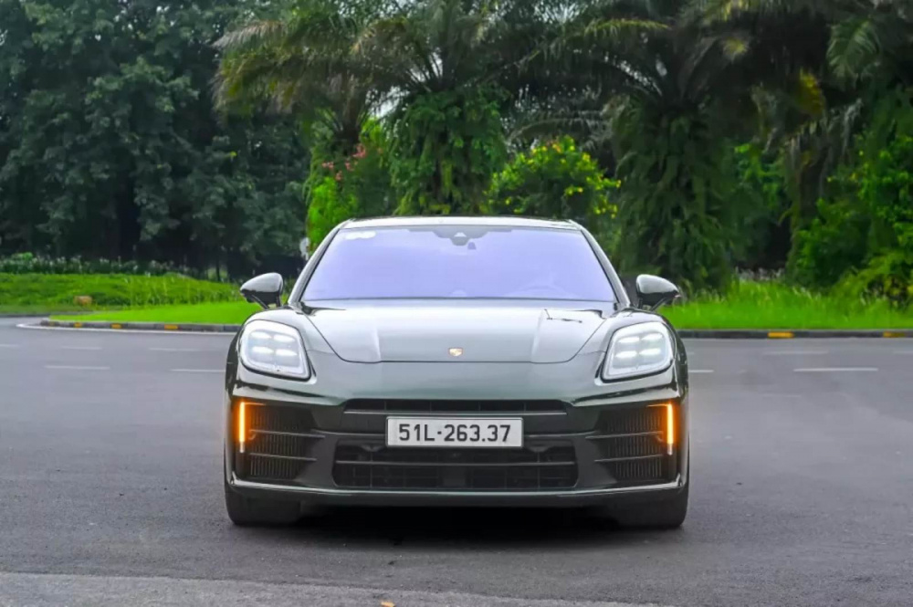 Panamera mới