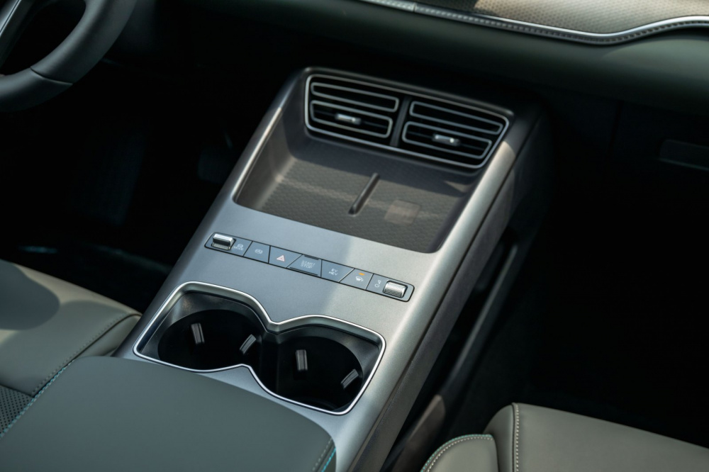 BYD Sealion 5