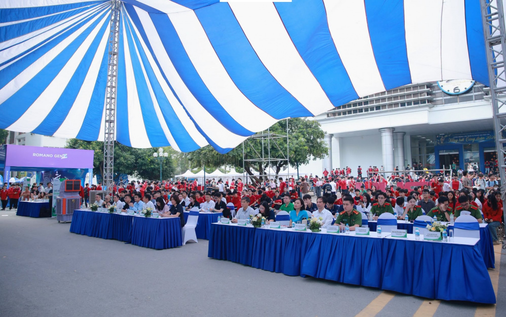 Festival Tân sinh viên Chuyển đổi xanh chính thức khai mạc tại Đại học Bách khoa Hà Nội
