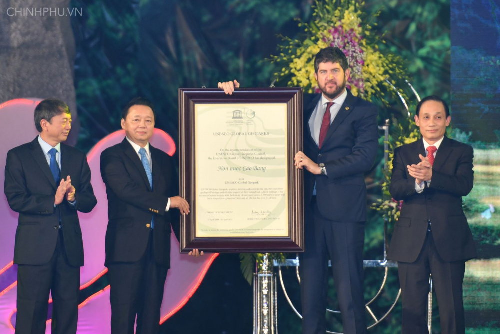 công viên địa chât toàn cầu Ca Bằng