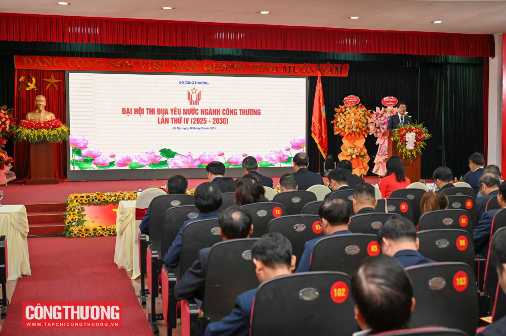 Ngành Công Thương khẳng định vai trò "đầu tàu" chuyển đổi số