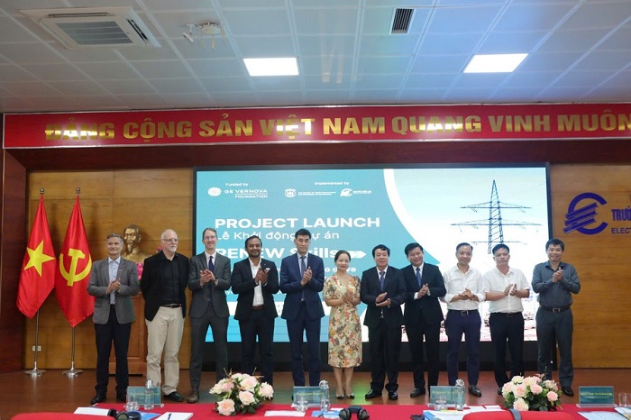 Lãnh đạo Trường Đại học Điện lực hợp tác với Quỹ GE Vernova Foundation