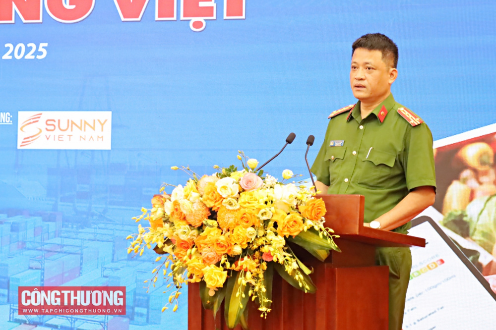 cũng khẳng định, minh bạch nguồn gốc hàng hóa không chỉ là yêu cầu quản lý nhà nước, mà còn là động lực phát triển bền vững của doanh nghiệp và niềm tin của người tiêu dùng.