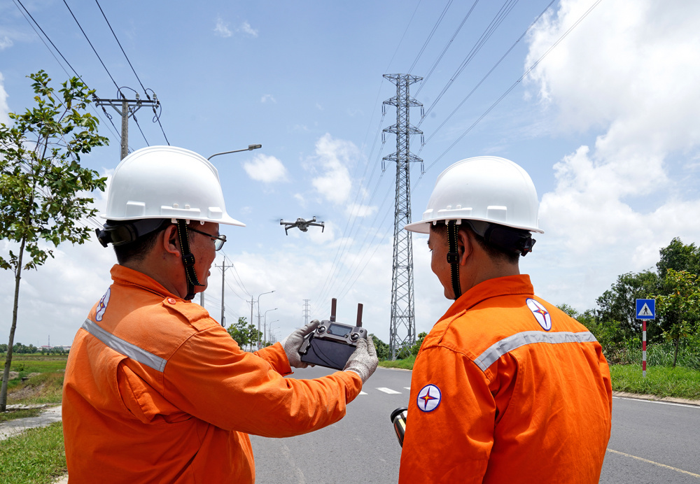 Tiên phong trong chuyển đổi số