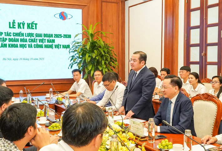 ký kết 3