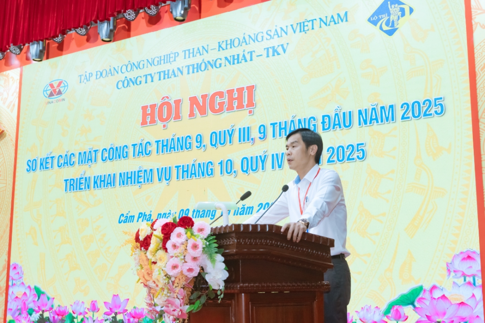giám đốc than thống nhất