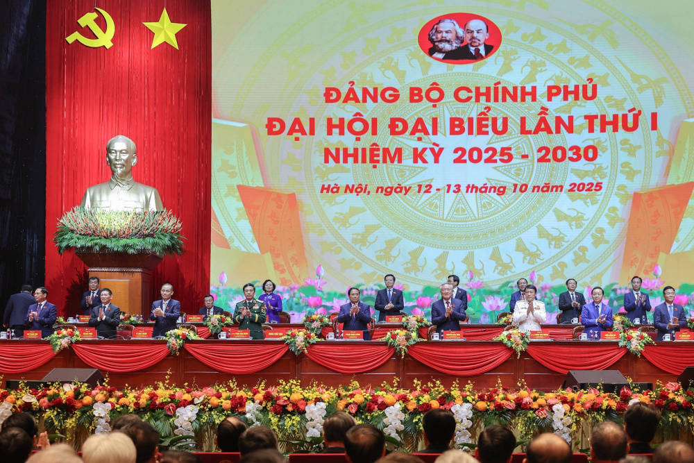 Đoàn Chủ tịch Đại hội - Ảnh: VGP