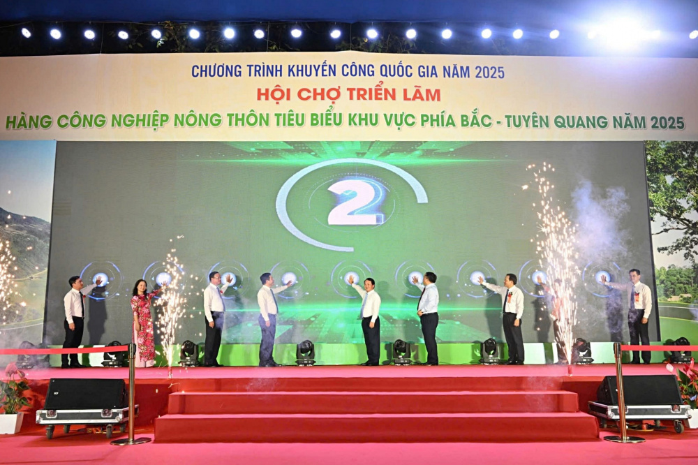 khẳng định, Hội chợ triển lãm hàng công nghiệp nông thôn tiêu biểu khu vực phía Bắc 2025 là nơi tôn vinh sức sáng tạo, bàn tay lao động, tinh thần khởi nghiệp của người dân vùng Bắc Bộ