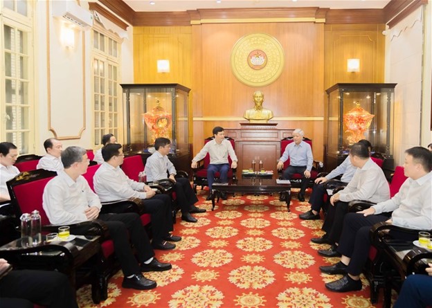 Toàn cảnh buổi làm việc.