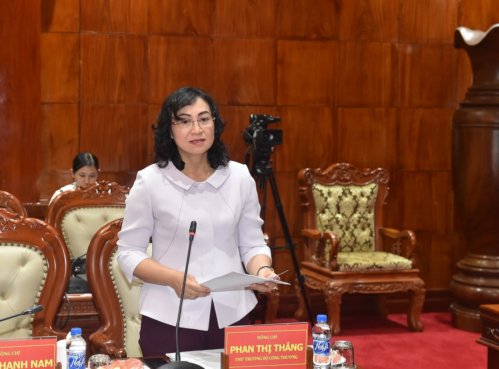 thứ trưởng Thắng