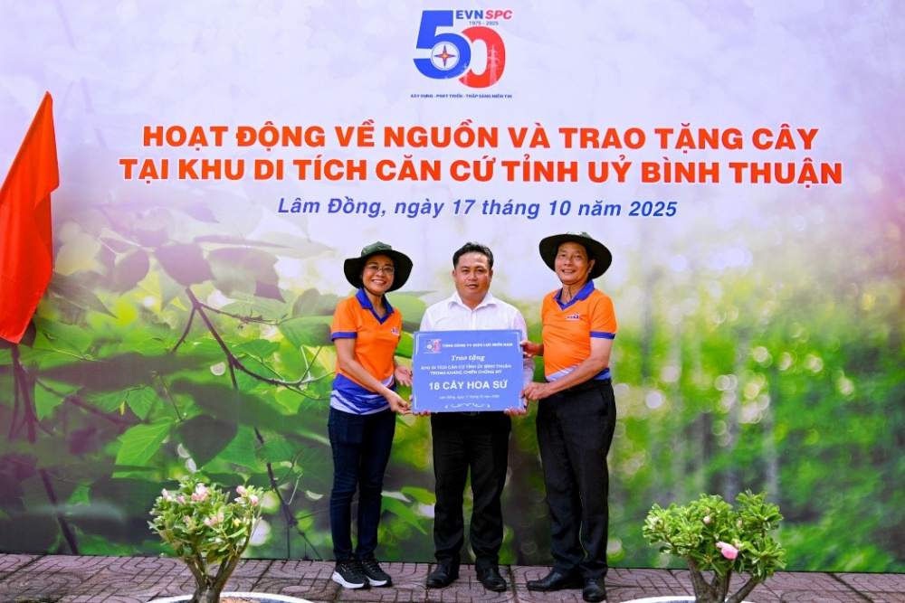 Phụ nữ Việt Nam 20/10