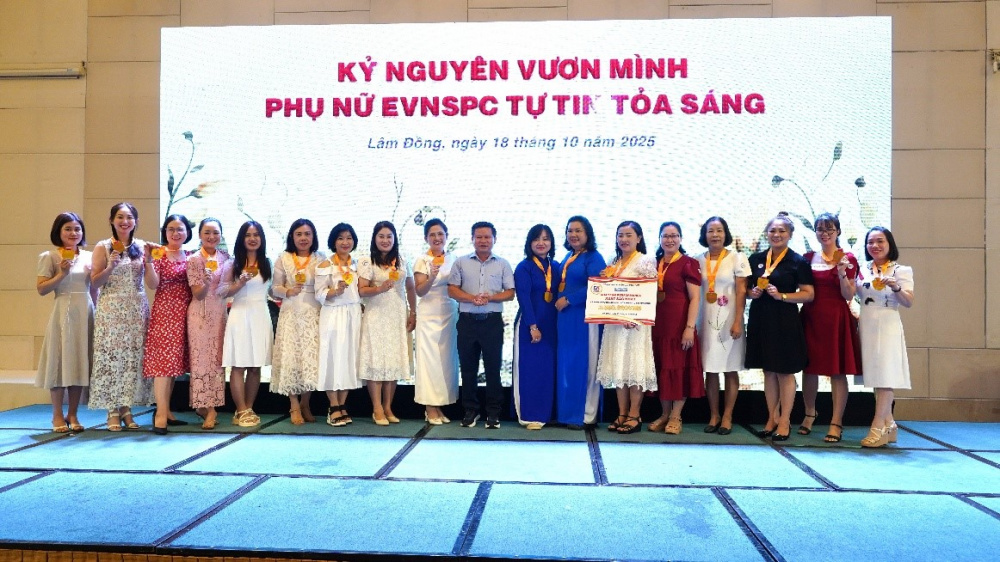 Phụ nữ Việt Nam