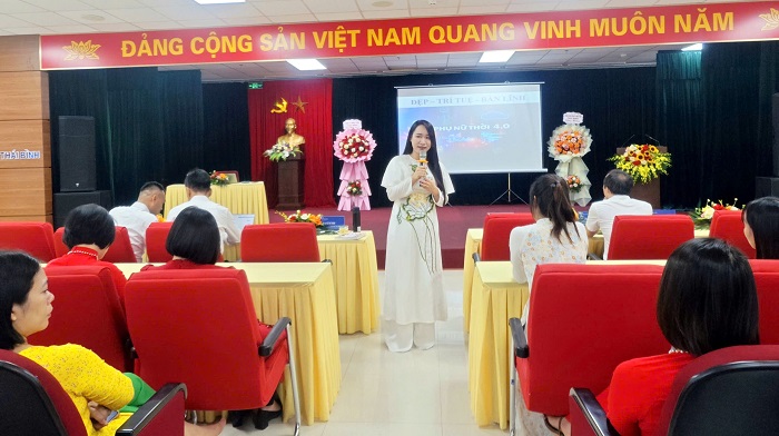 Công ty Nhiệt điện Thái Bình tổ chức chuyên đề “Phụ nữ thời đại số: Đẹp trí tuệ và bản lĩnh”.