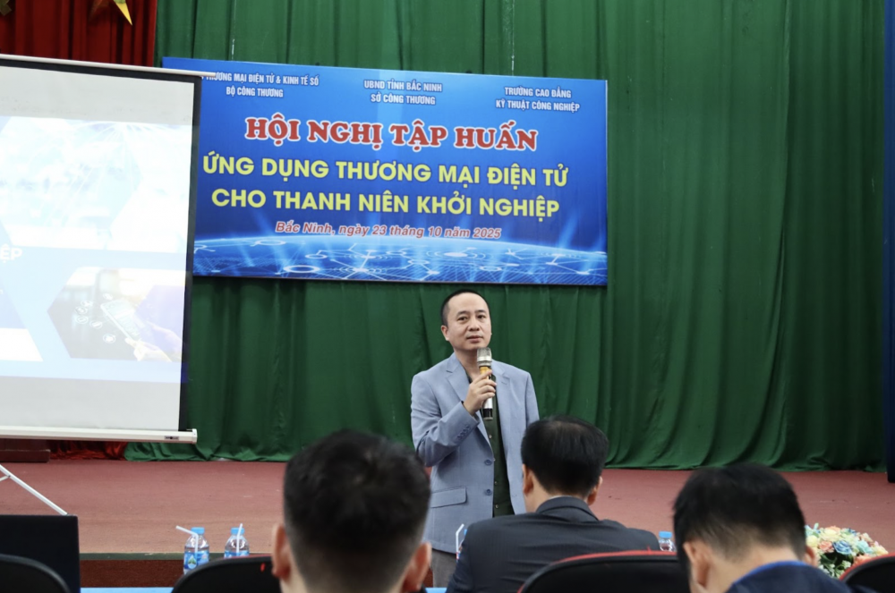 Ông Nguyễn Phan Huy Khôi, Giám đốc Trung tâm Hỗ trợ Thanh niên Khởi nghiệp Việt Nam
