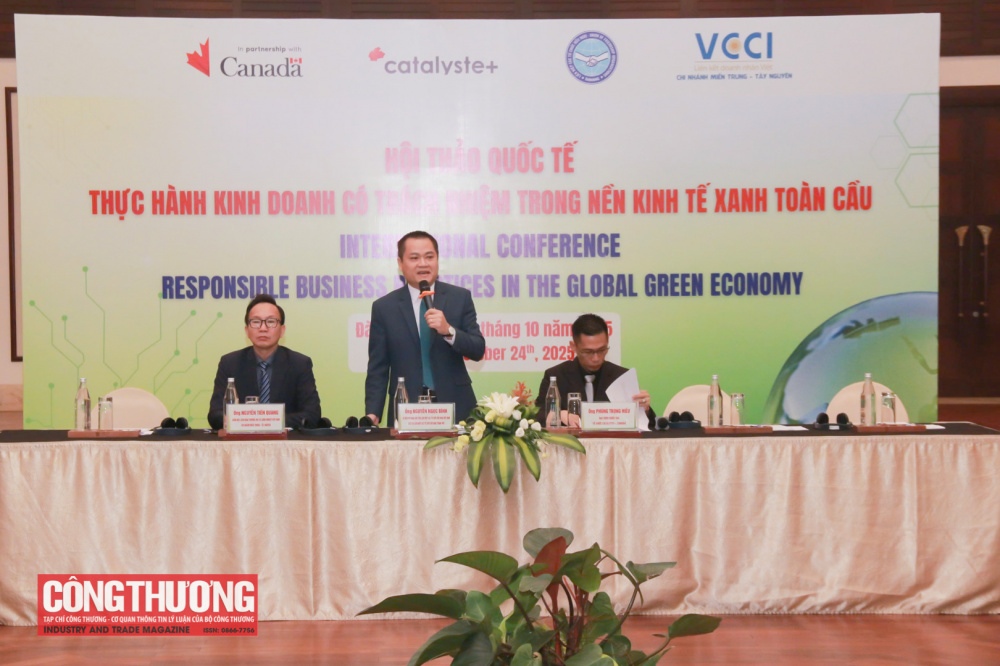 Chủ trì Hội thảo