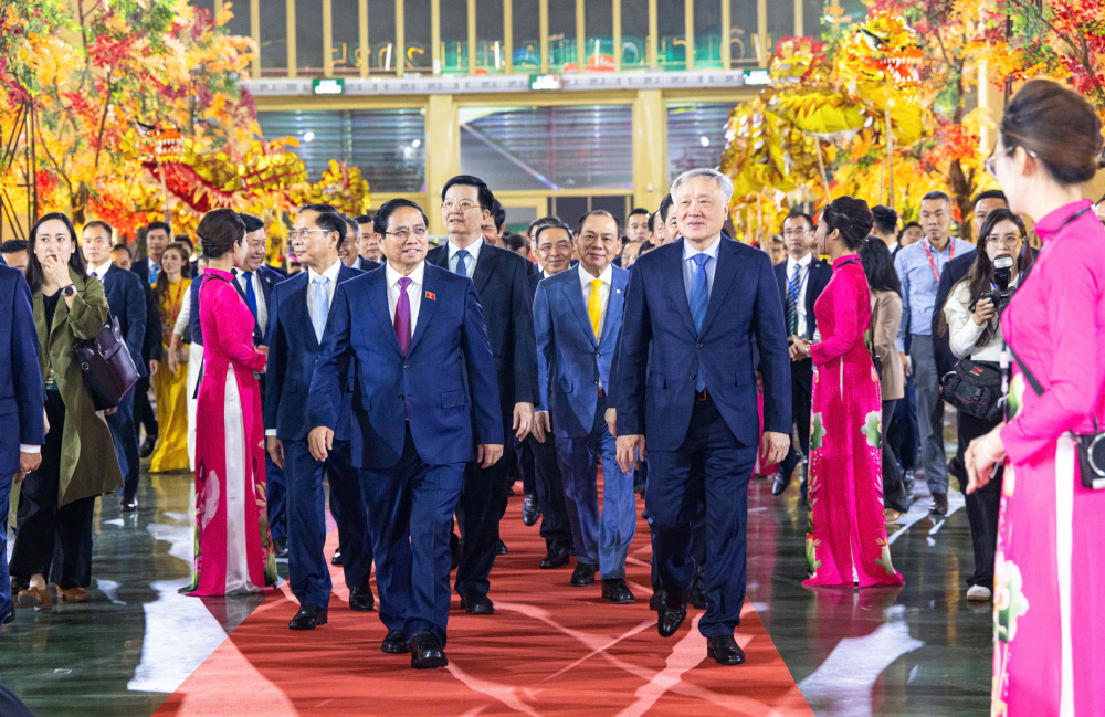 Thủ tướng Phạm Minh Chính dự Lễ khai mạc Hội chợ Mùa Thu lần thứ nhất - năm 2025