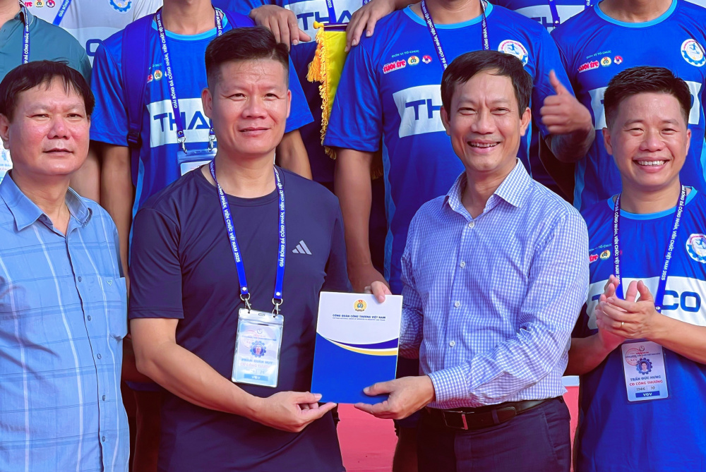 lao động ngành thép