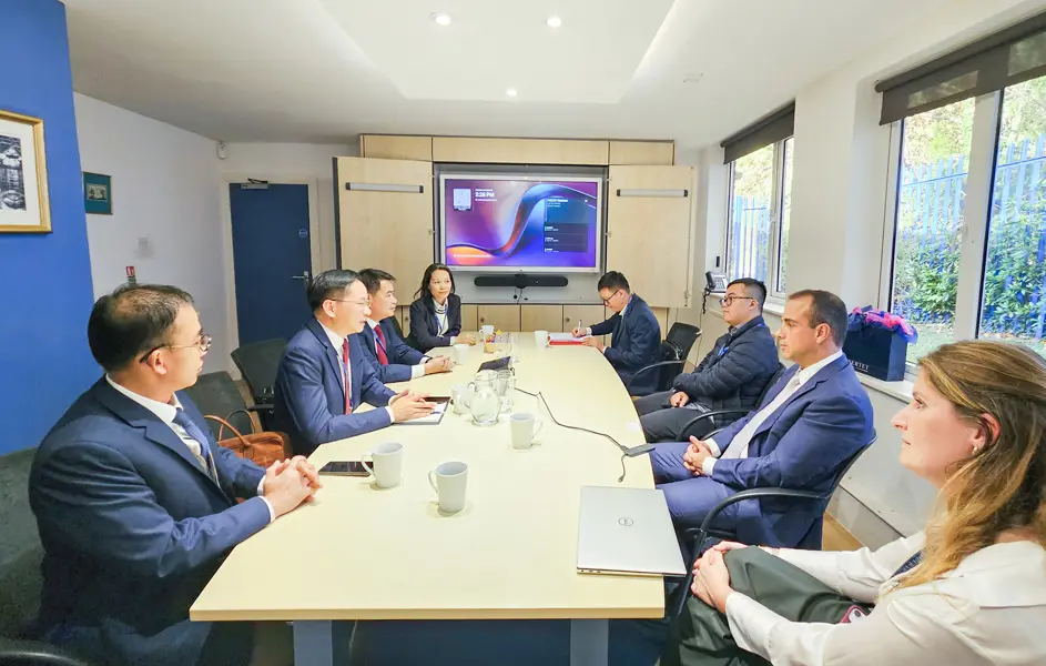 vinachem hợp tác 1