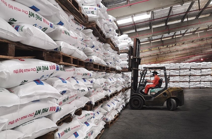 Đạm Phú Mỹ (HoSE: DPM) vừa công bố báo cáo tài chính quý III/2025 với doanh thu thuần đạt hơn 3.728 tỷ đồng, tăng 21% so với cùng kỳ năm ngoái.