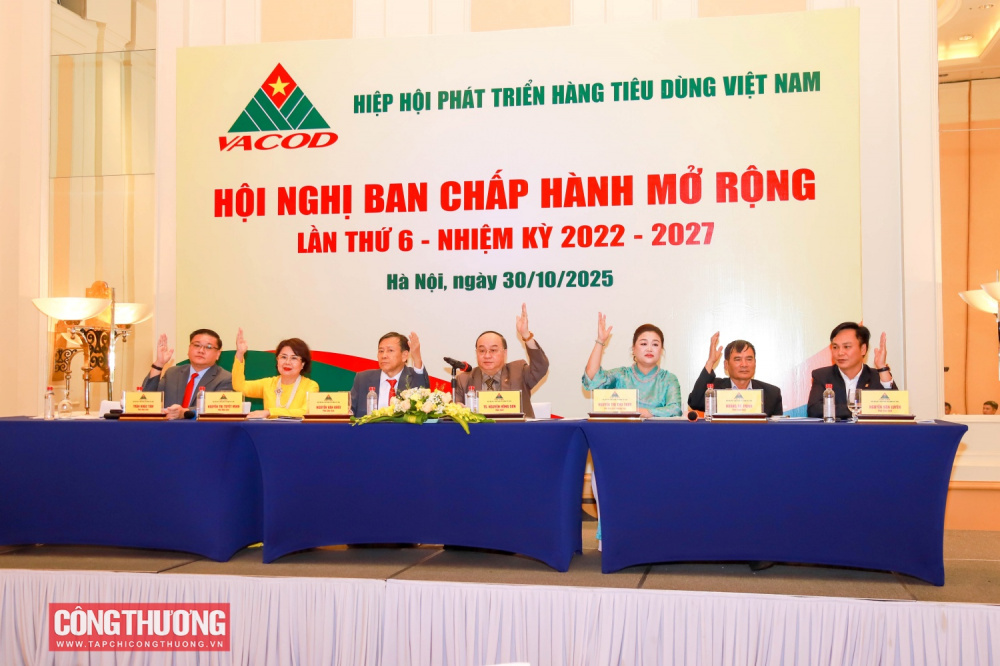 Hội nghị Ban chấp hành mở rộng lần thứ 6