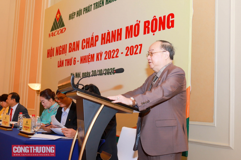 Hội nghị Ban chấp hành mở rộng lần thứ 6