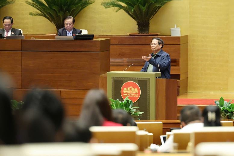 Thủ tướng: Nền kinh tế Việt Nam đủ sức chống chịu và đã vượt qua được các cú sốc rất lớn từ bên ngoài- Ảnh 3.