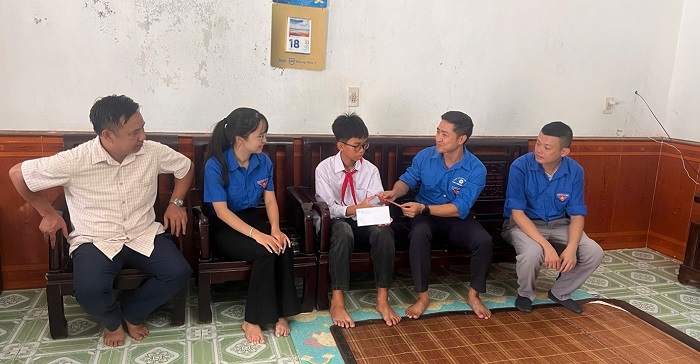 Không chỉ thắp điện - Nhiệt điện Thái Bình còn thắp sáng nụ cười trẻ thơ