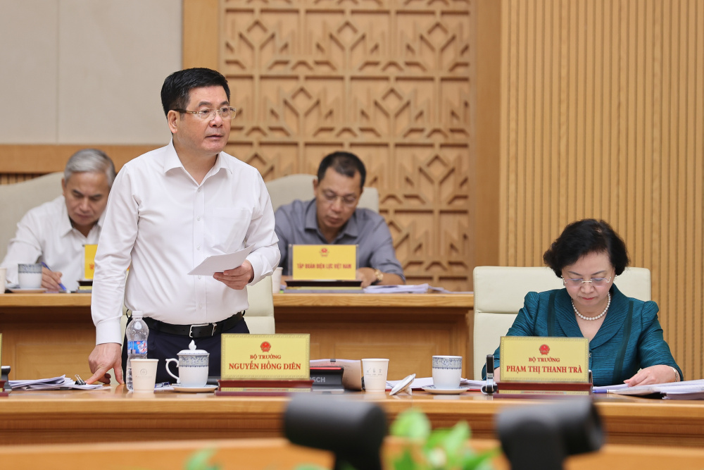 Bộ trưởng Nguyễn Hồng Diên: Dự báo cả năm, kim ngạch xuất nhập khẩu vượt mốc 900 tỷ USD