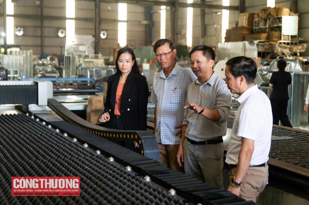 Nghiệm thu, bàn giao máy móc cho doanh nghiệp