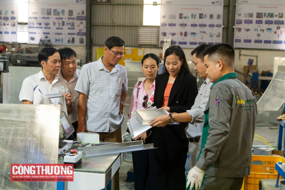 Nghiệm thu hệ thống máy móc, thiết bị hỗ trợ Công ty CP Thương mại và sản xuất Asia Green