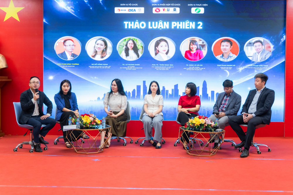 Phát triển giảng viên kinh tế số: Chìa khóa nâng cao chất lượng nhân lực thương mại điện tử