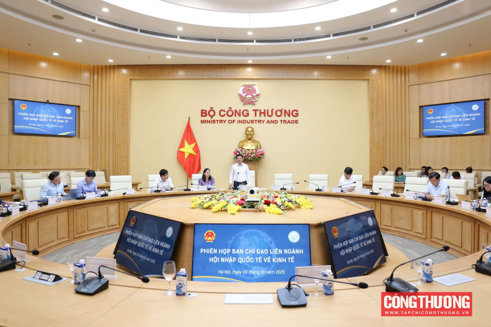 Bộ trưởng Bộ Công Thương Nguyễn Hồng Diên chủ trì phiên họp đầu tiên của Ban Chỉ đạo liên ngành kinh tế