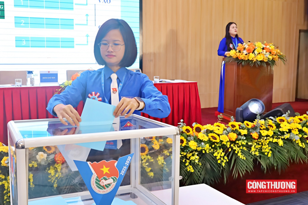 Một số hình ảnh trong Phiên thứ nhất Đại hội Đoàn Thanh niên Bộ Công Thương lần thứ V