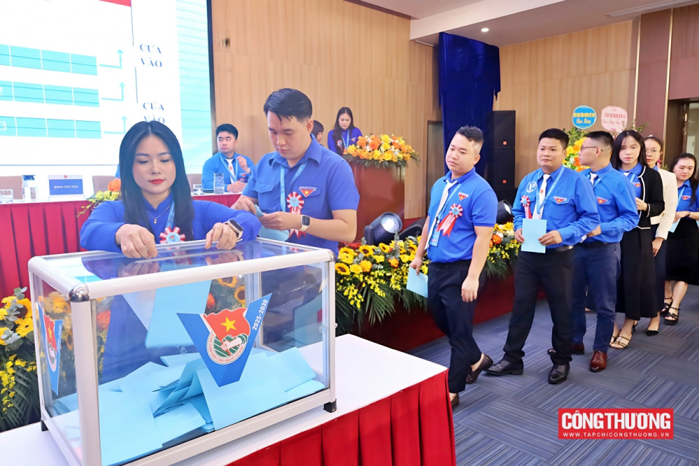 Một số hình ảnh trong Phiên thứ nhất Đại hội Đoàn Thanh niên Bộ Công Thương lần thứ V