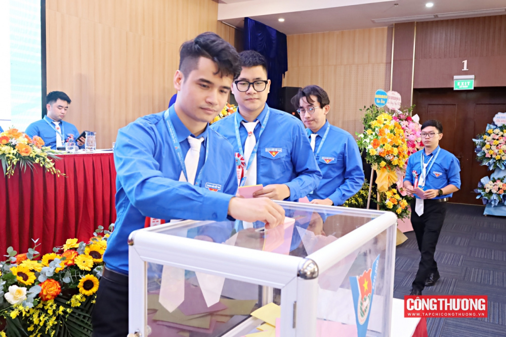 Một số hình ảnh trong Phiên thứ nhất Đại hội Đoàn Thanh niên Bộ Công Thương lần thứ V