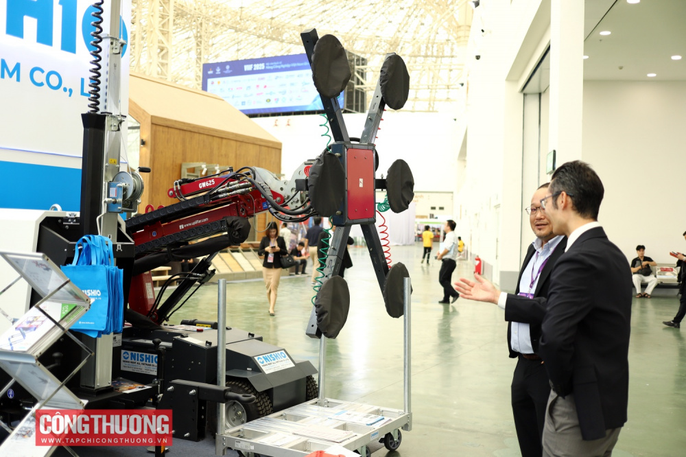 Tuần lễ Công nghiệp và Công nghệ Việt Nam 2025