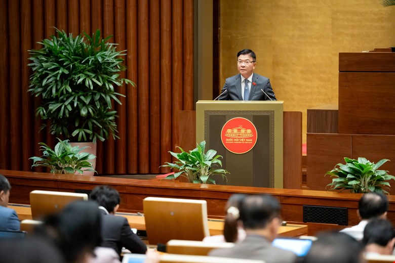 phó thủ tướng long