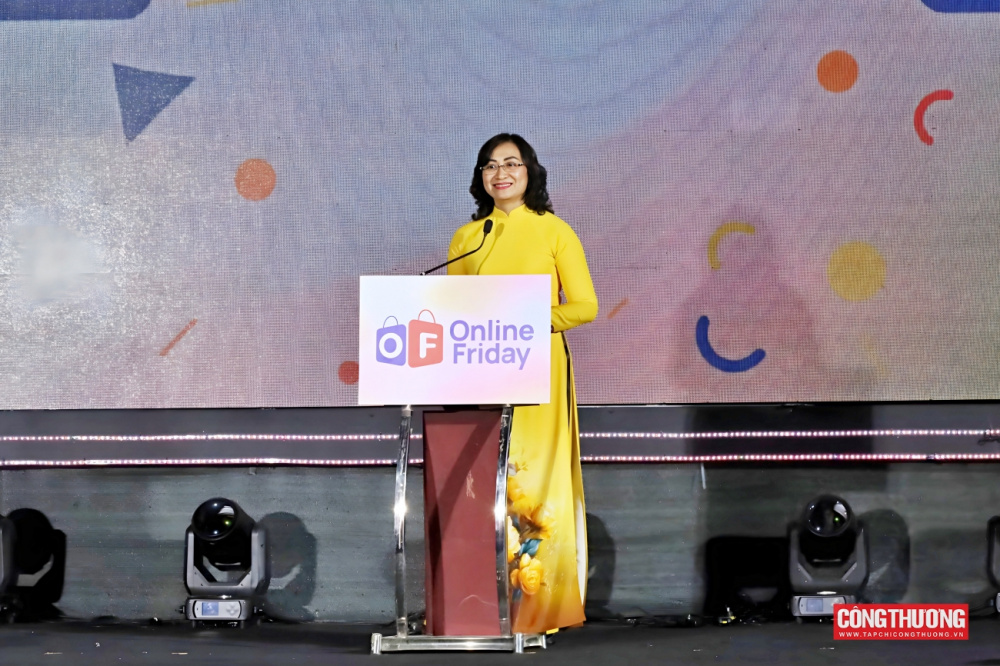 Chính thức khai mạc Tuần lễ Thương mại điện tử Quốc gia: Người tiêu dùng "Vui là sắm - Sắm là vui"