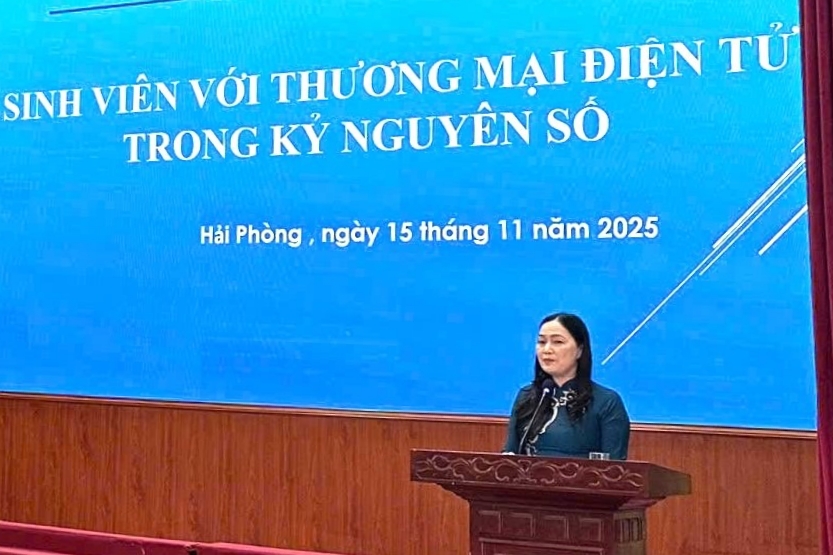 Hải Phòng: Cập nhật xu hướng thương mại điện tử cho sinh viên